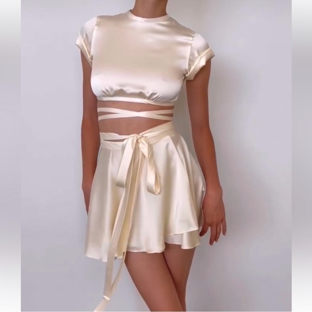 ORSEUND IRIS SET IVORY 100% SILK LE CLUB CROPPED TOP AND BALLERINA SKIRT SMALL